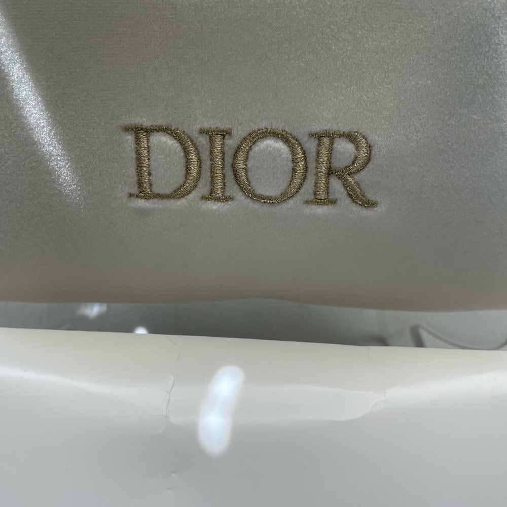 Christian Dior Ivory Velour Cosmetic Pouch with Miss Dior Shower Milk - Picture 6 of 13